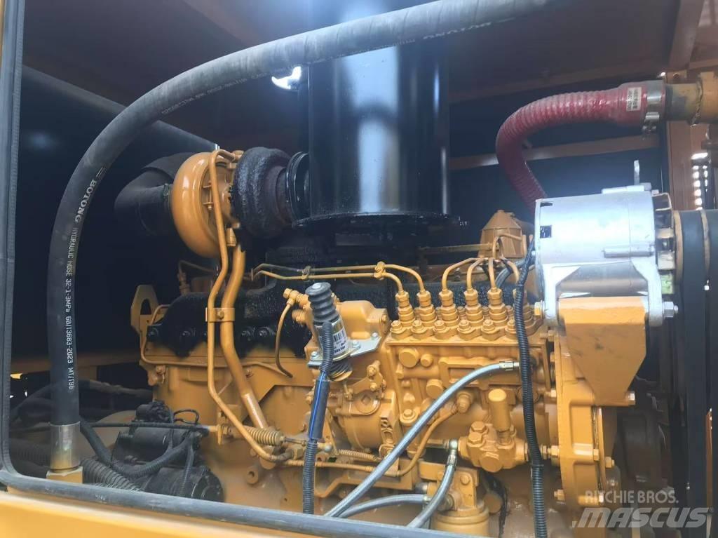 CAT 140k Greideriai