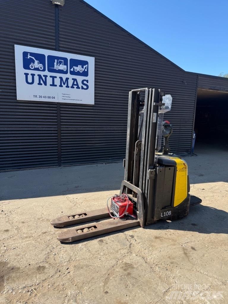 BT SPE 125 Rankiniai vėžimėliai
