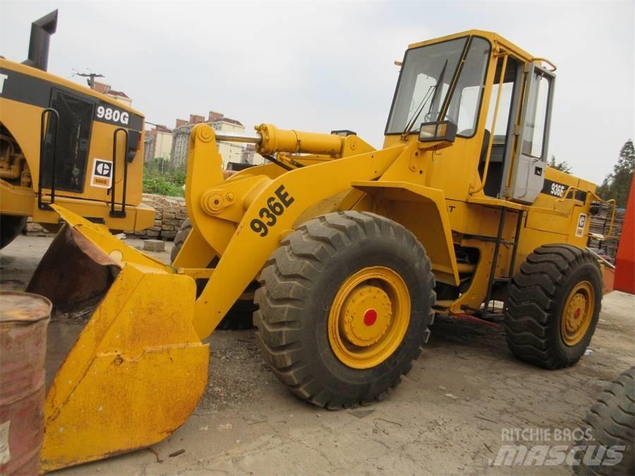 CAT 936 E Naudoti ratiniai krautuvai