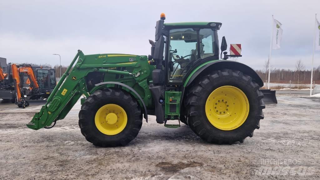 John Deere 6250 R Traktoriai