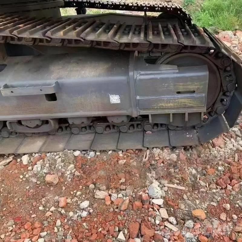 Kobelco SK 260 Vikšriniai ekskavatoriai