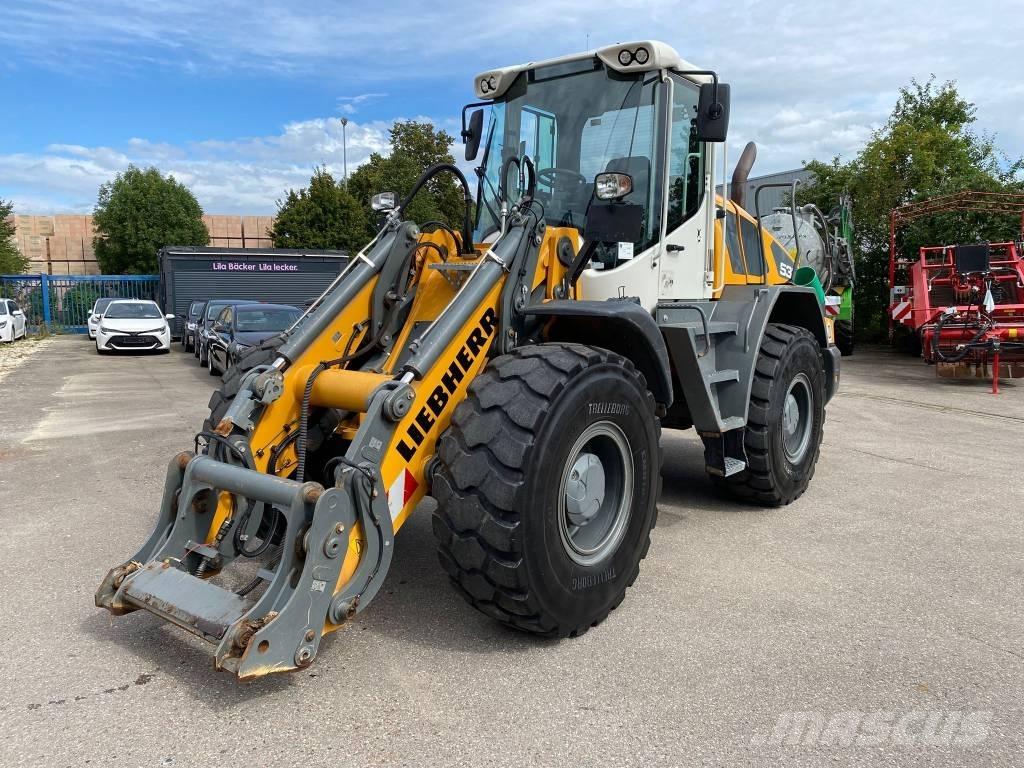 Liebherr L 538 Naudoti ratiniai krautuvai