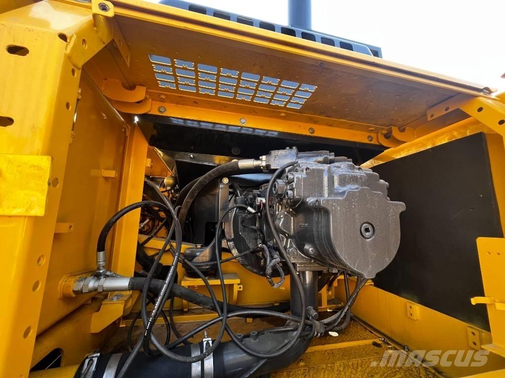 Komatsu PC 450 Vikšriniai ekskavatoriai
