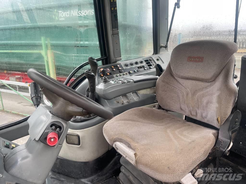 Valtra T 190 Traktoriai
