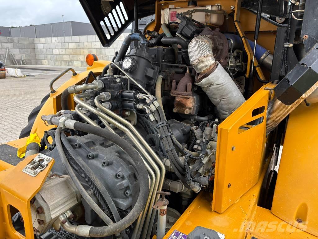 Hydrema 912 HM Karjeriniai savivarčiai