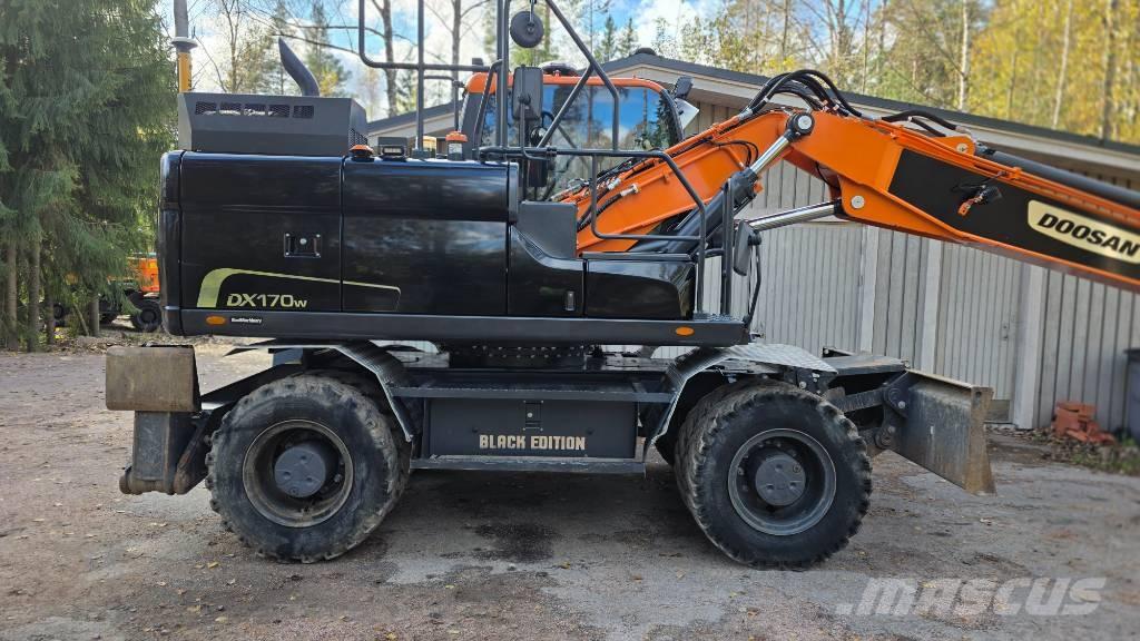 Doosan DX 170 W Ratiniai ekskavatoriai