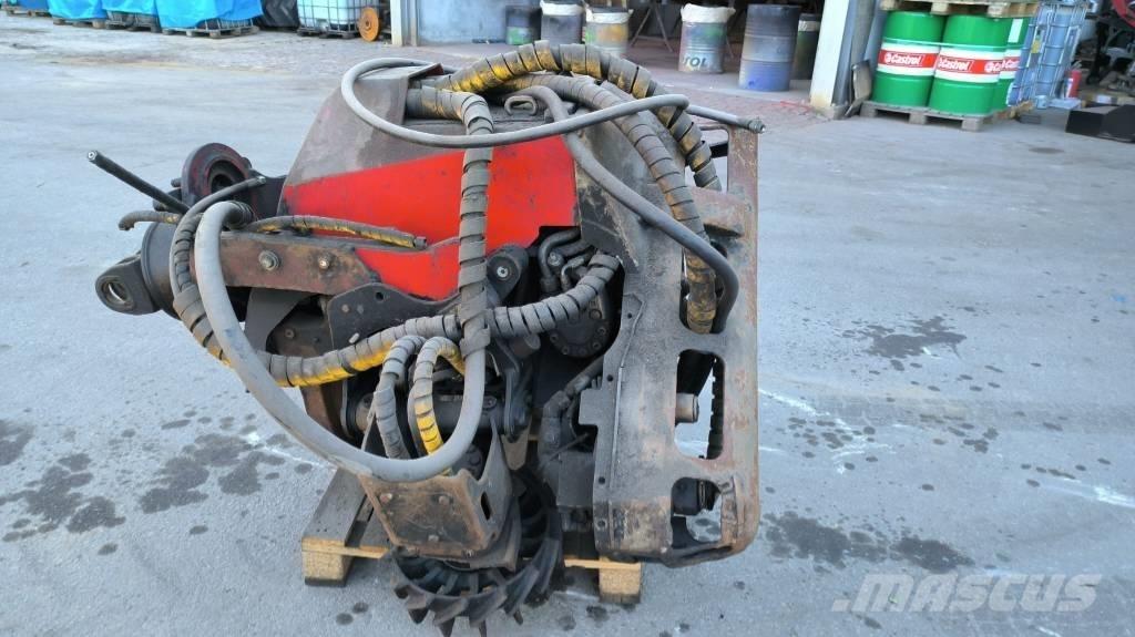 Komatsu 350 Miško technika (Harvesteriai)