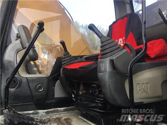 CAT 320 D Vikšriniai ekskavatoriai
