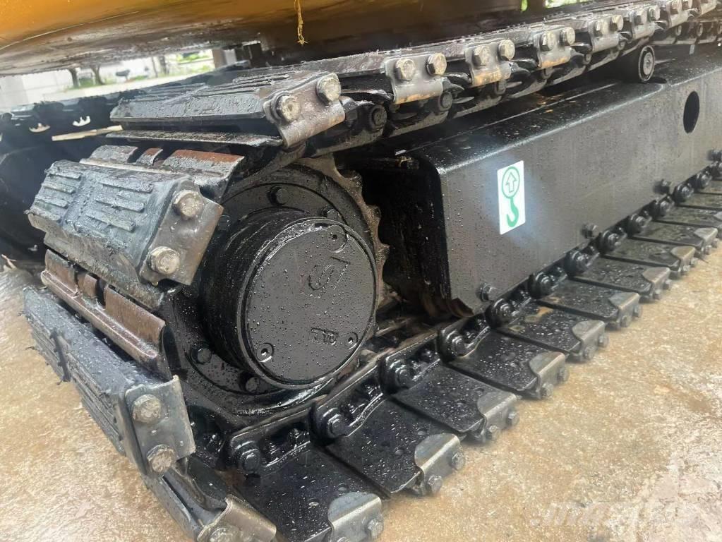 JCB 8050 Vikšriniai ekskavatoriai