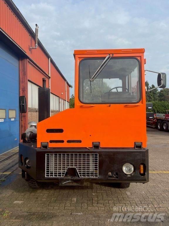 Mafi R25/200V4X2F Naudoti terminalų vilkikai