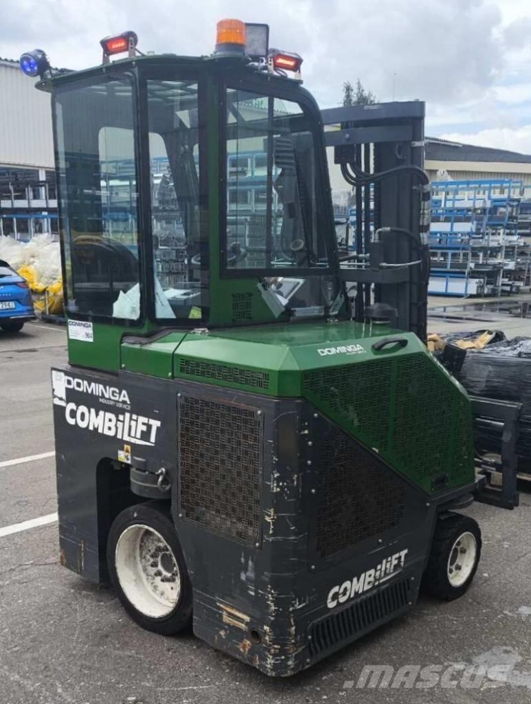 Combilift CB 2500 Šakiniai krautuvai su privažiavimu iš visų keturių pusių