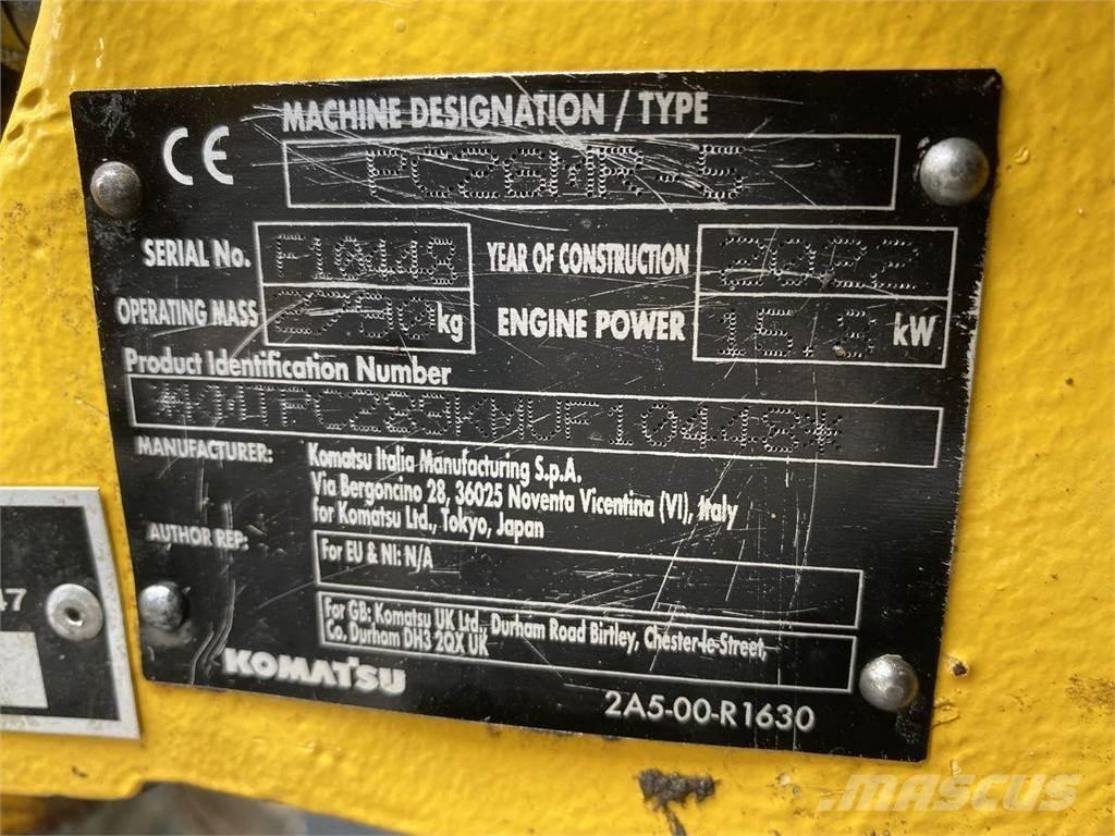 Komatsu PC26MR-5 Ratiniai ekskavatoriai