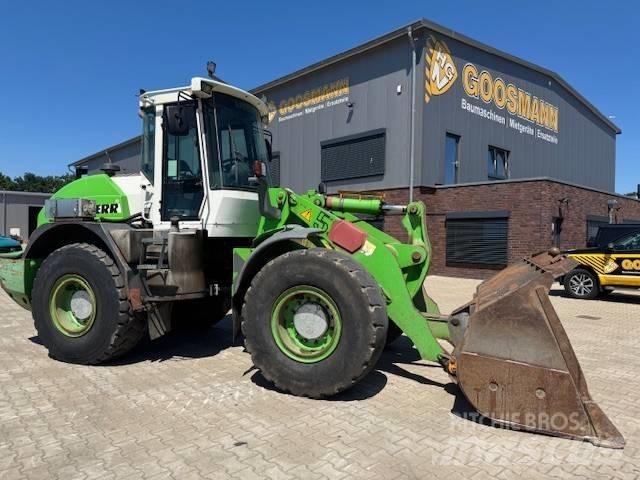 Liebherr L 538 Naudoti ratiniai krautuvai