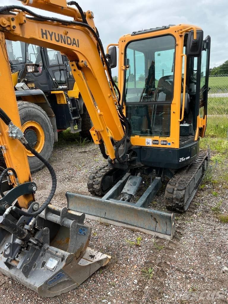Hyundai R25Z-9 AK Mini ekskavatoriai < 7 t