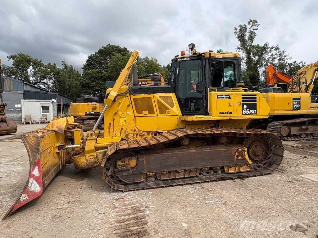 Komatsu D65PXI-18 Vikšriniai buldozeriai