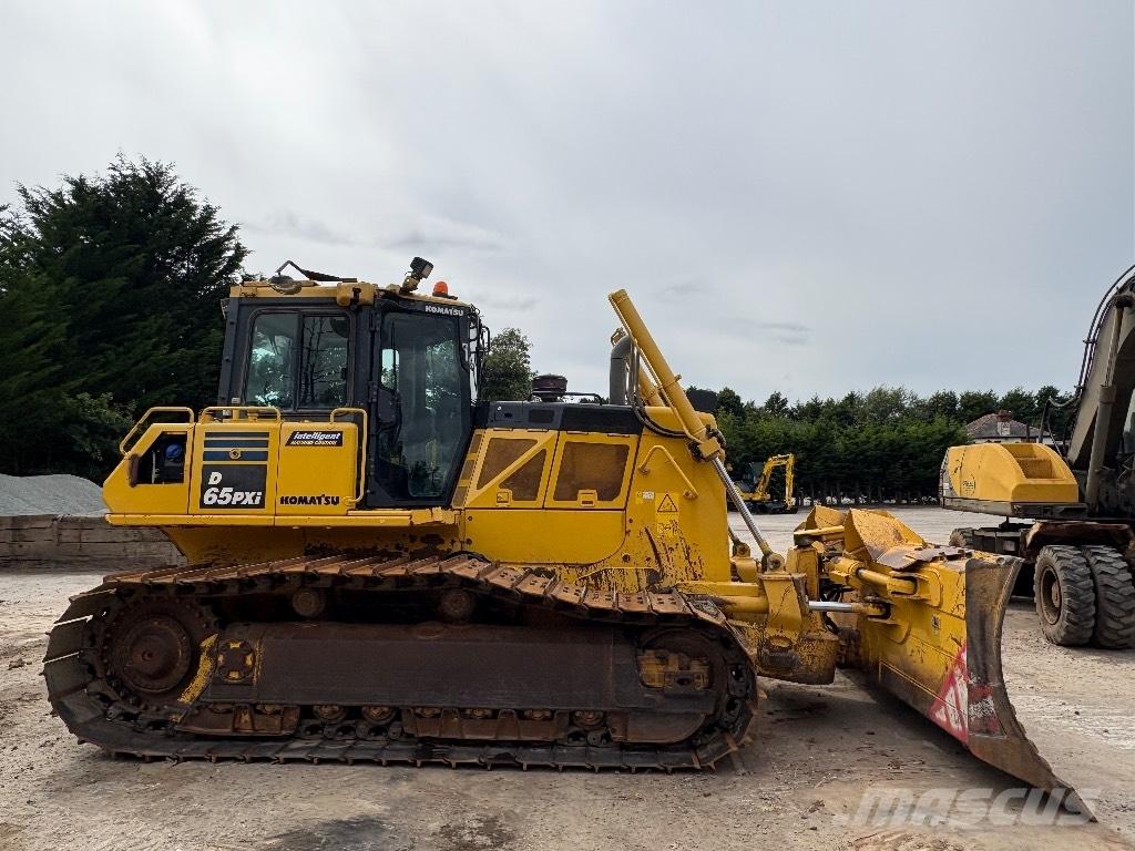 Komatsu D65PXI-18 Vikšriniai buldozeriai