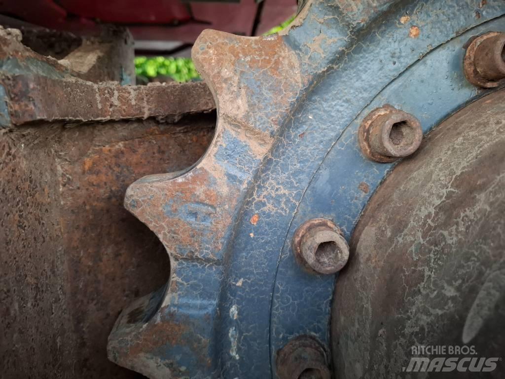 Takeuchi TB2150R Vikšriniai ekskavatoriai