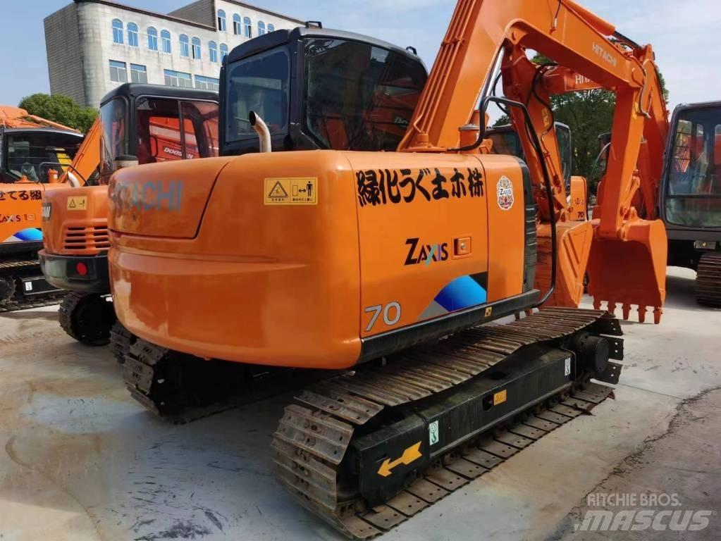Hitachi ZX 70 Vikšriniai ekskavatoriai