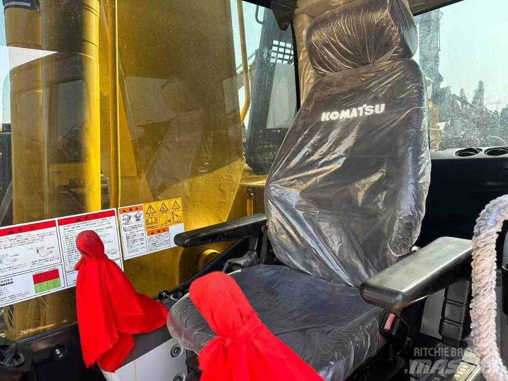 Komatsu PC 240 Vikšriniai ekskavatoriai