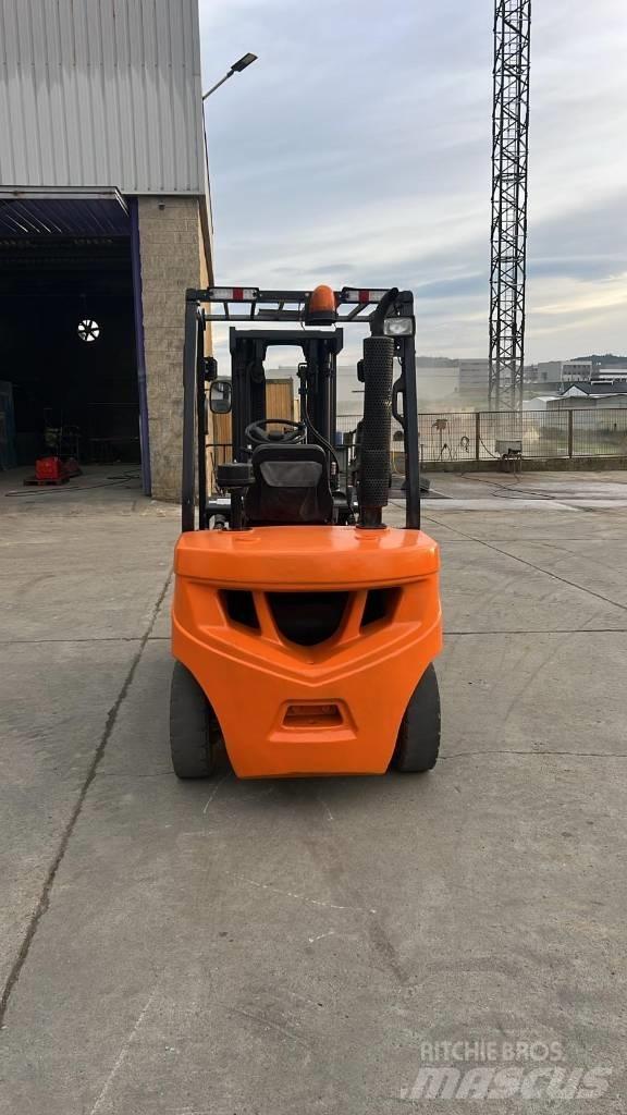 Doosan D 30 G Dyzeliniai krautuvai