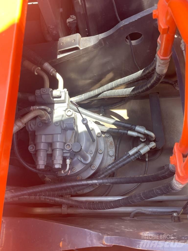 Hitachi ZX 240 Vikšriniai ekskavatoriai