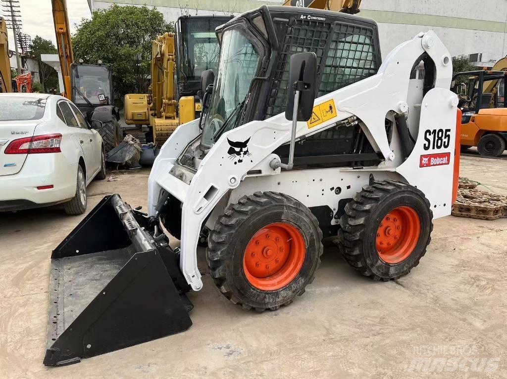 Bobcat S 185 Krautuvai su šoniniu pasukimu