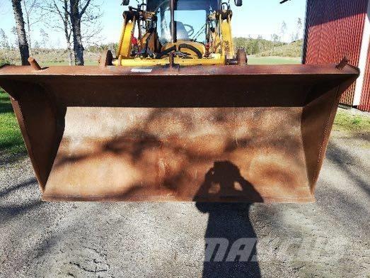 JCB 4X Naudoti ratiniai krautuvai