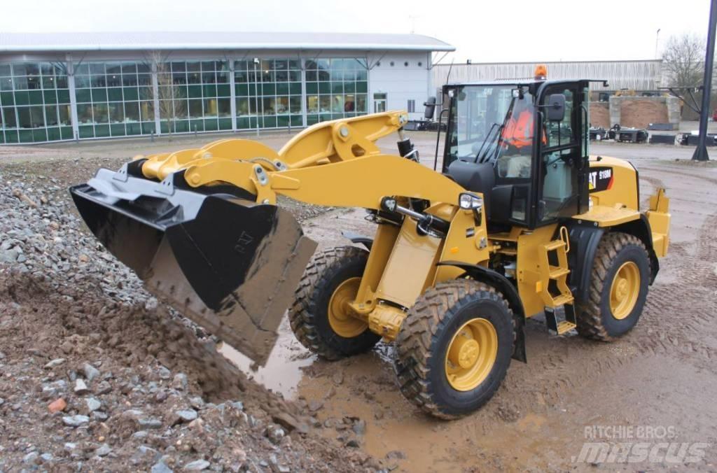 CAT 918 M UTHYRES Naudoti ratiniai krautuvai