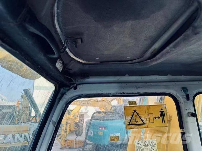 Sumitomo 200 Vikšriniai ekskavatoriai