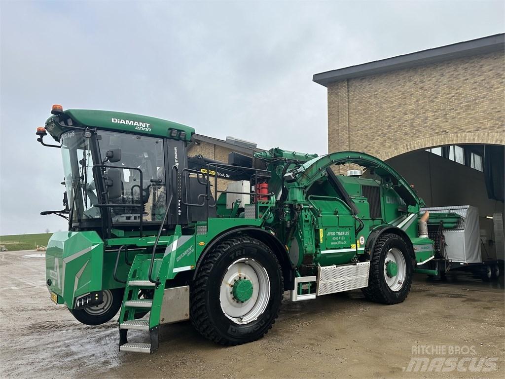Albach Diamant 2000 Medienos smulkintuvai