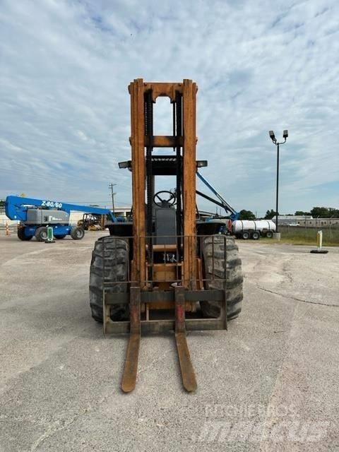 CASE 586H Visureigiai krautuvai