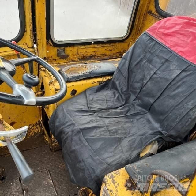CAT 910 Naudoti ratiniai krautuvai