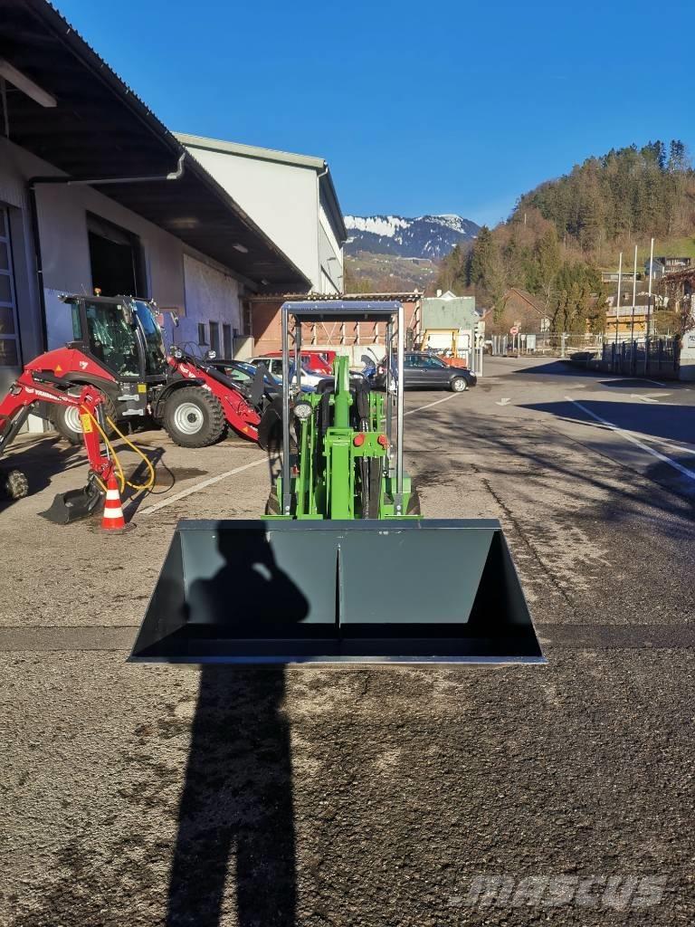 Striegel 160 YA Frontaliniai krautuvai ir ekskavatoriai