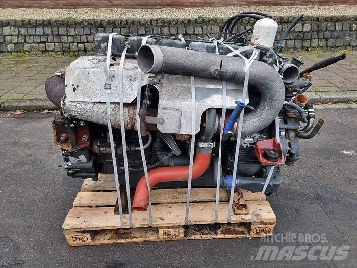 Renault 400 Transportas - Kita