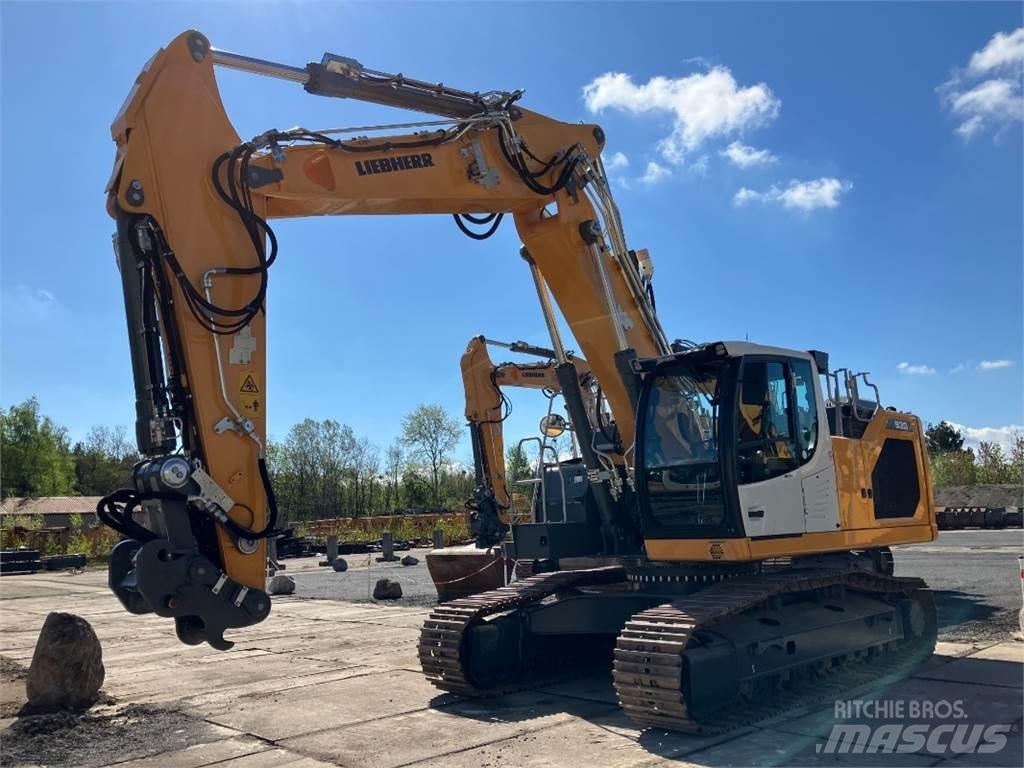 Liebherr R930 Vikšriniai ekskavatoriai