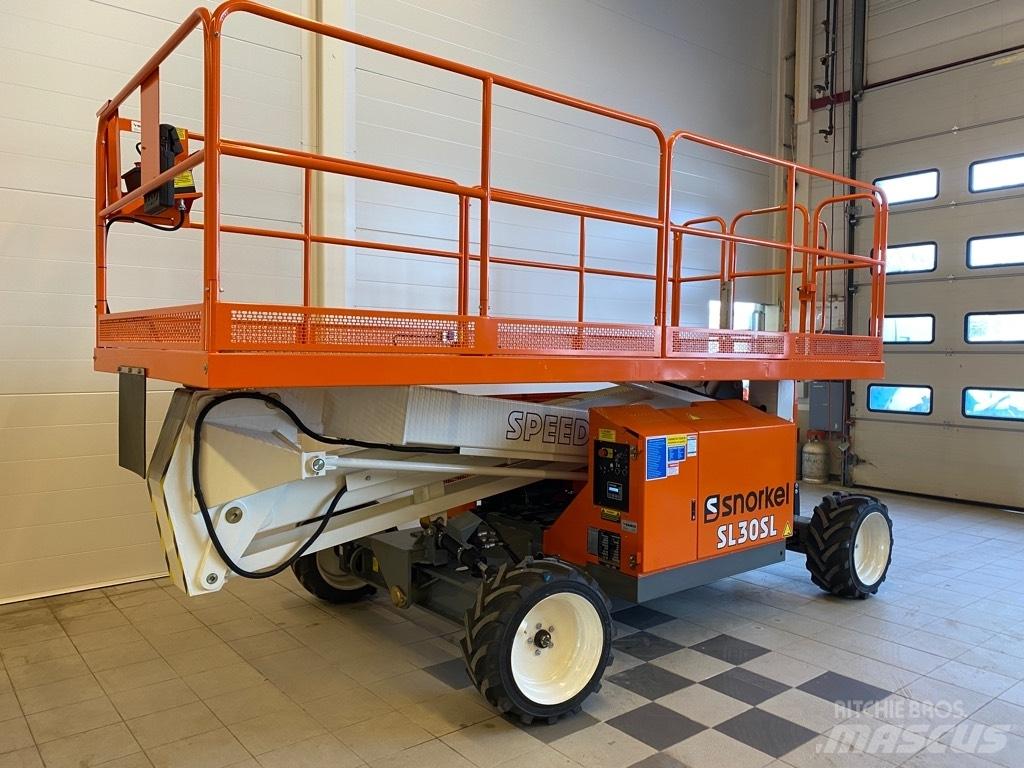 Snorkel SL30RT Žirkliniai keltuvai