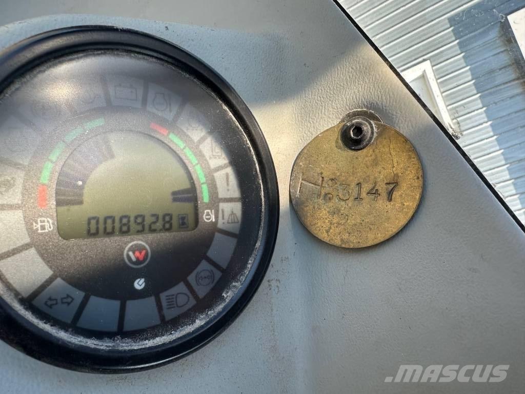 Wacker Neuson 8003 Vikšriniai ekskavatoriai