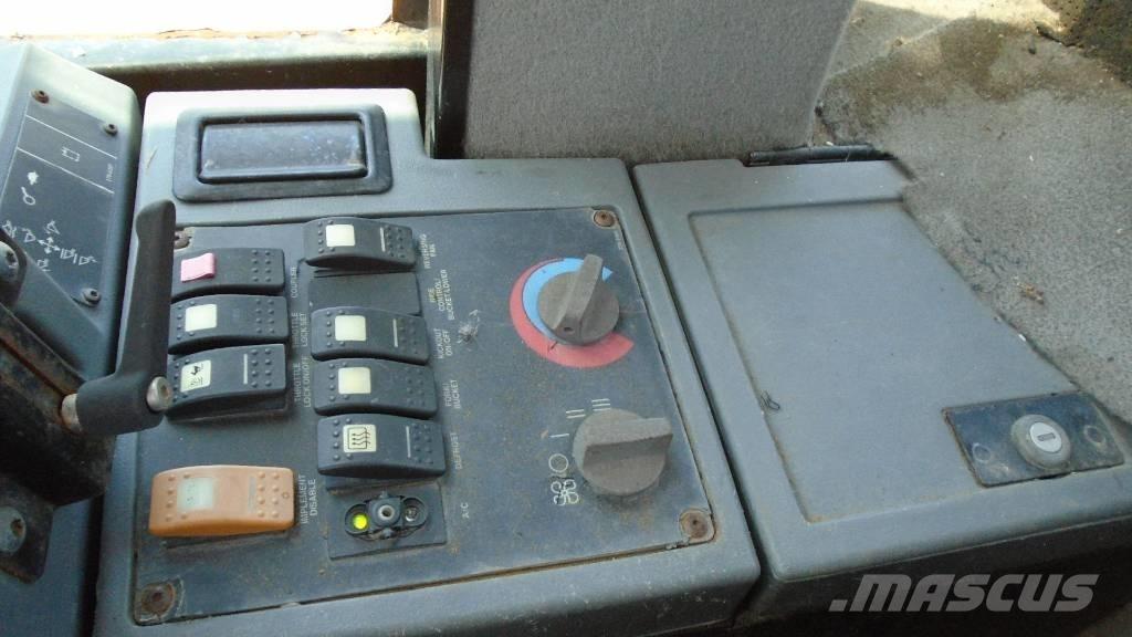 CAT 924 G HL Naudoti ratiniai krautuvai