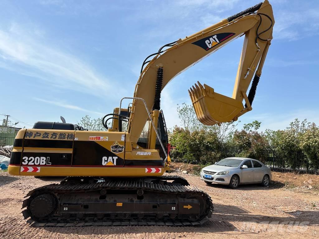 CAT 320 B L Vikšriniai ekskavatoriai