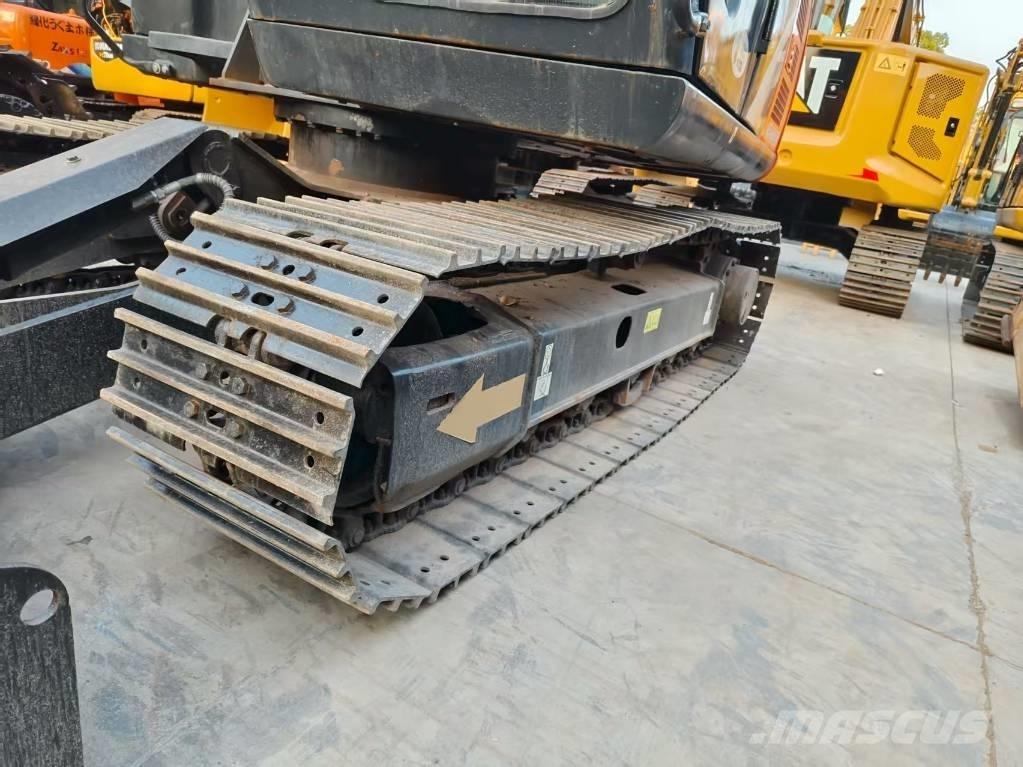 Hitachi ZX 70 Vidutinės galios ekskavatoriai 7-12 t