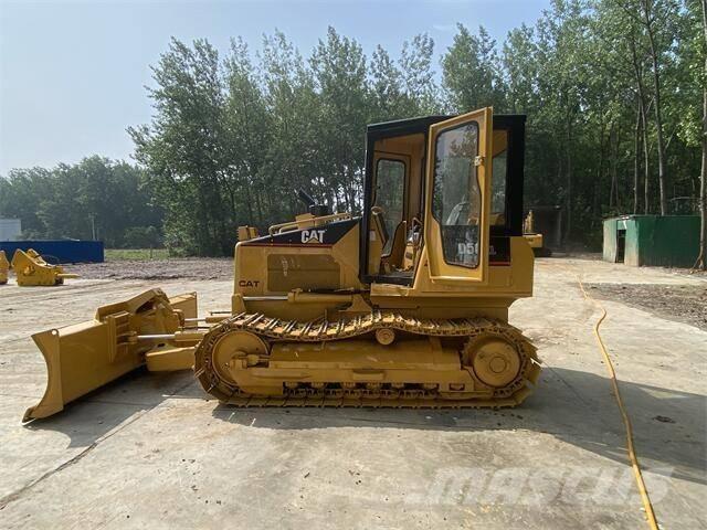 CAT D5G Vikšriniai buldozeriai