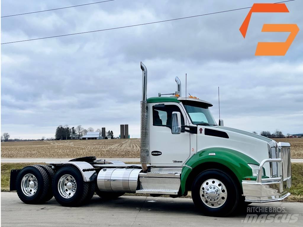 Kenworth T 880 Naudoti vilkikai