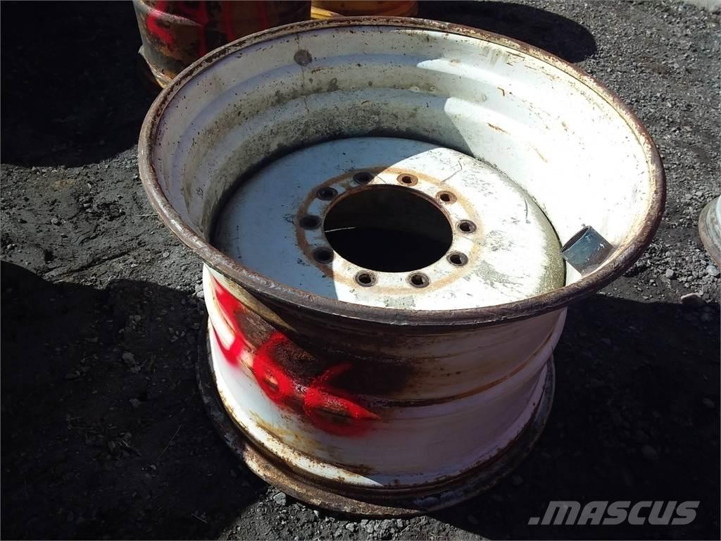 Skogsjan 695 24x34 Padangos, ratai ir ratlankiai