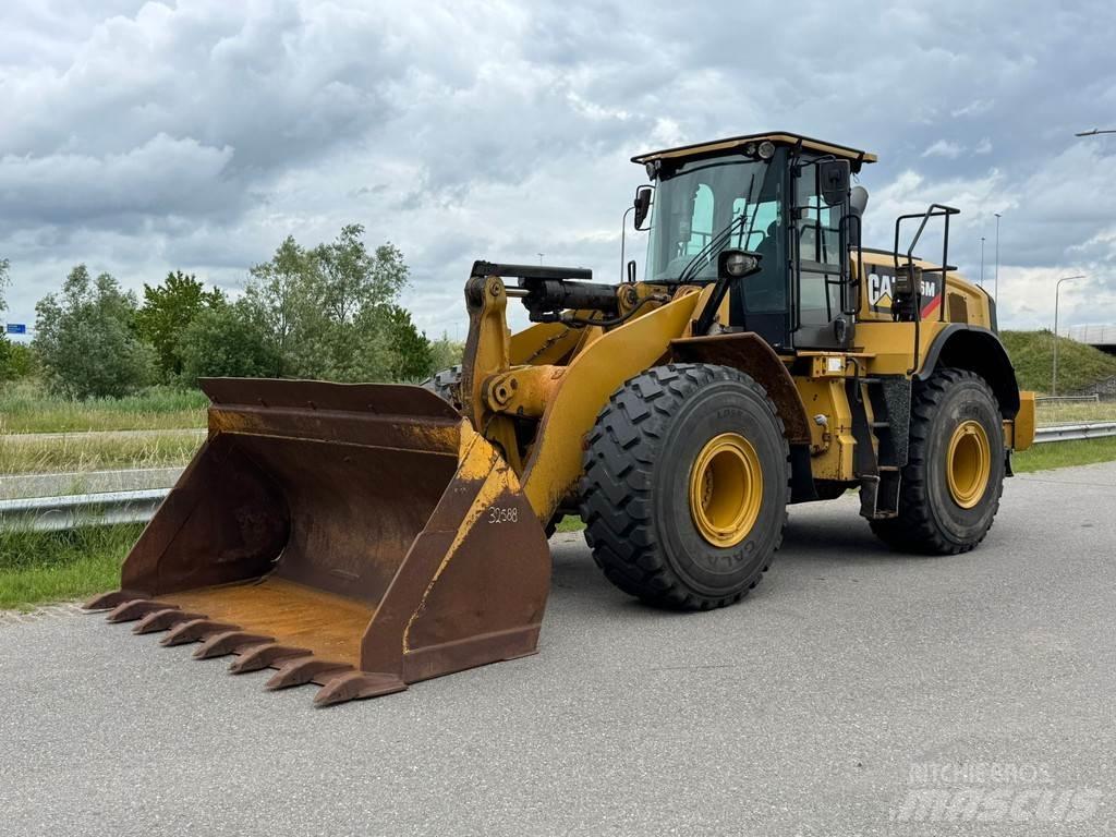CAT 966M XE Naudoti ratiniai krautuvai