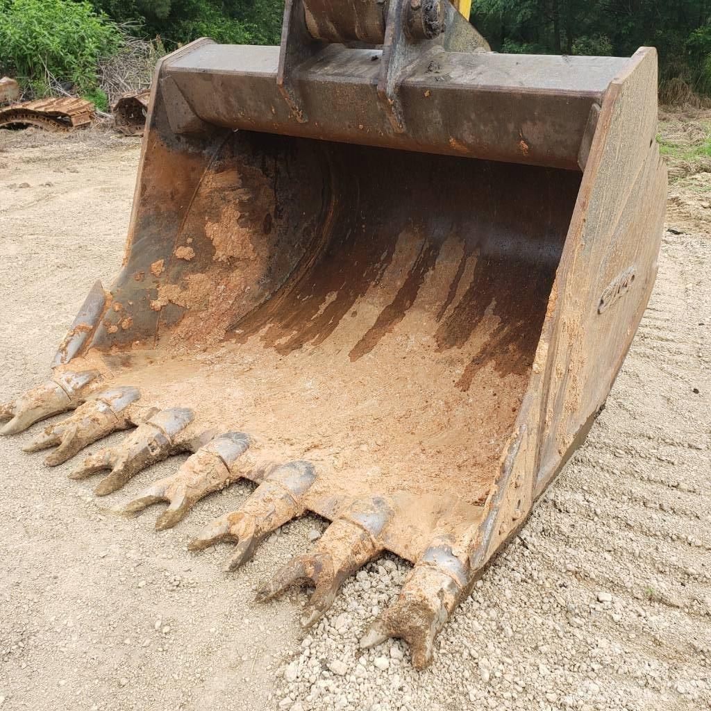 Komatsu PC 490 LC-11 Vikšriniai ekskavatoriai
