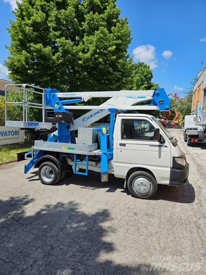 Socage A 314 Ant vilkikų montuojamos kėlimo platformos