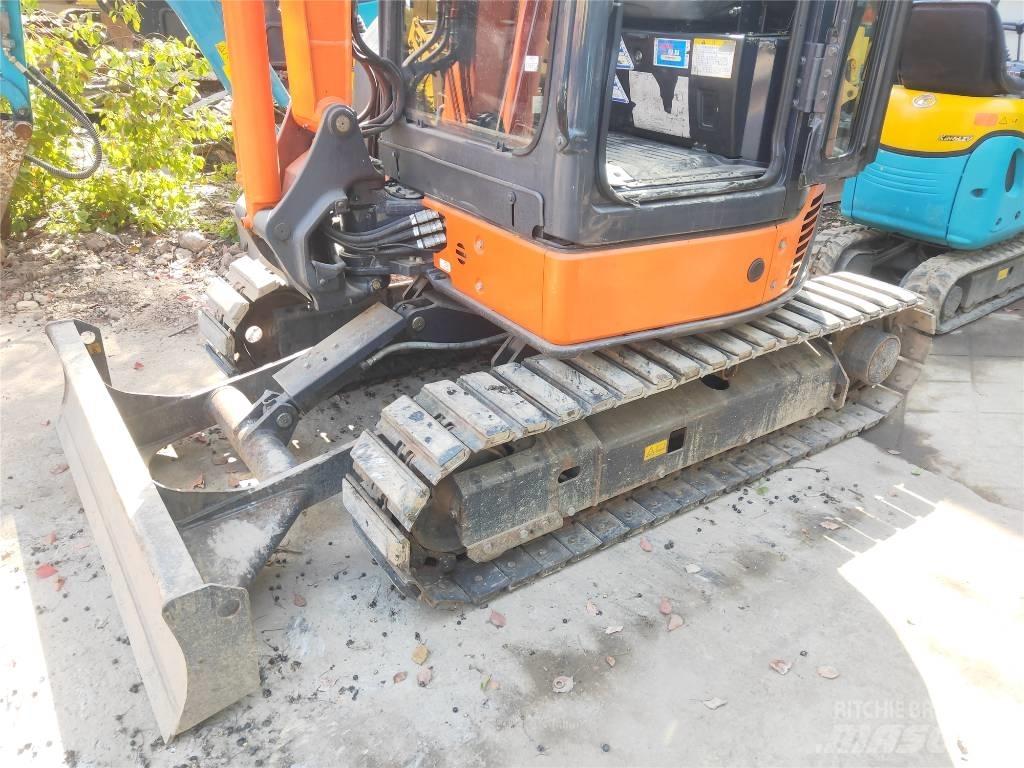 Hitachi ZX 30 U Mini ekskavatoriai < 7 t