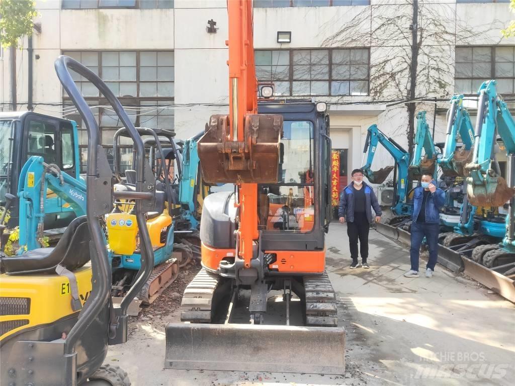 Hitachi ZX 30 U Mini ekskavatoriai < 7 t