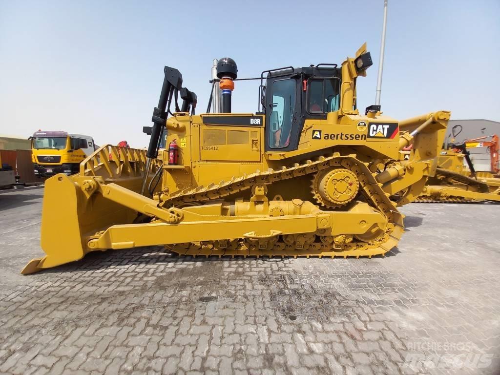 CAT D8R (Abu Dhabi) Vikšriniai buldozeriai