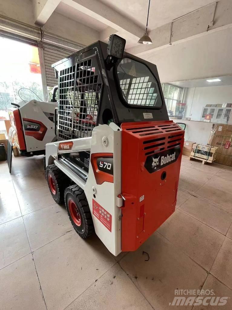 Bobcat S 70 Krautuvai su šoniniu pasukimu